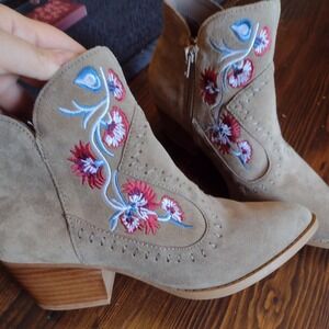 carlos santana boots size 81/2